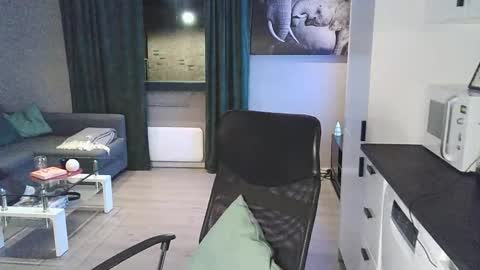 Dario online show from February 14, 9:11 pm