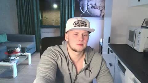 Dario online show from February 18, 8:16 pm