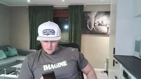 Dario online show from February 28, 6:42 pm