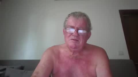 darwincock online show from April 30, 1:23 am