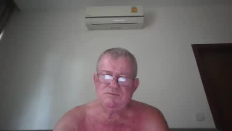 darwincock online show from May 11, 1:55 am