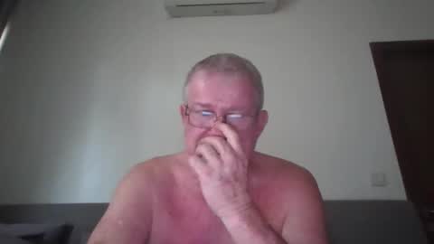 darwincock online show from May 13, 1:58 am