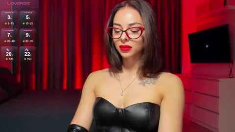 daryakeyy online show from February 6, 7:23 am