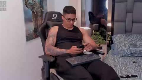 Dash online show from February 28, 1:45 pm