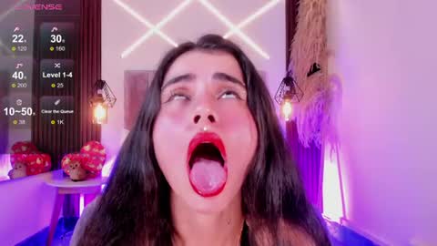 Snapshot of dasha_rodriguez chatting on June 13, 2:15 pm dasha_rodriguez online show from June 13, 2:15 pm