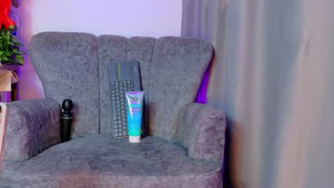 Maliah online show from June 24, 9:03 pm