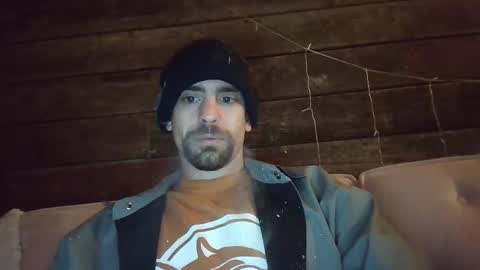 Snapshot of daultondl35 chatting on December 25, 10:39 am DoubleD35 online show from December 25, 10:39 am