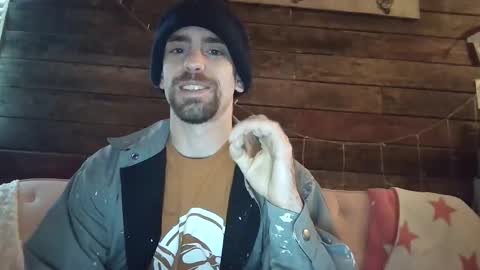 Snapshot of daultondl35 chatting on December 25, 2:56 pm DoubleD35 online show from December 25, 2:56 pm