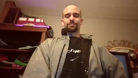 Snapshot of daultondl35 chatting on January 4, 1:10 am DoubleD35 online show from January 4, 1:10 am