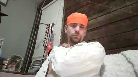 Snapshot of daultondl35 chatting on January 22, 6:31 am DoubleD35 online show from January 22, 6:31 am