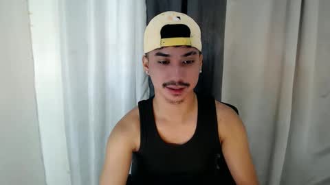 Snapshot of dave_cummers chatting on February 12, 3:56 am DAVE online show from February 12, 3:56 am