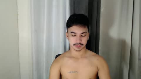 Snapshot of dave_cummers chatting on February 16, 12:18 am DAVE online show from February 16, 12:18 am