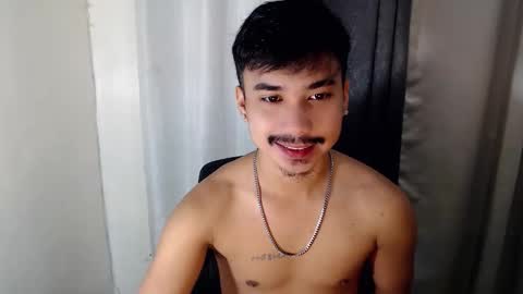 Snapshot of dave_cummers chatting on February 22, 1:18 am DAVE online show from February 22, 1:18 am