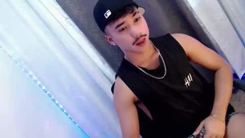 Snapshot of dave_cummers chatting on February 24, 11:36 pm DAVE online show from February 24, 11:36 pm