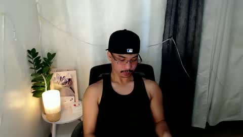 Snapshot of dave_cummers chatting on April 25, 1:41 am DAVE online show from April 25, 1:41 am