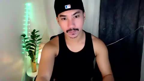 Snapshot of dave_cummers chatting on May 21, 1:45 am DAVE online show from May 21, 1:45 am