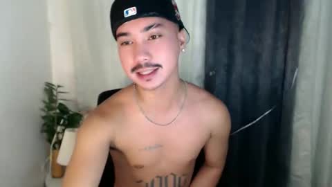 Snapshot of dave_cummers chatting on May 31, 1:14 am DAVE online show from May 31, 1:14 am