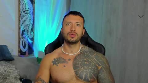 DAVE MAX online show from February 19, 5:49 pm