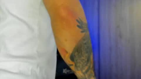 Snapshot of dave_max93 chatting on March 2, 12:23 pm DAVE MAX online show from March 2, 12:23 pm