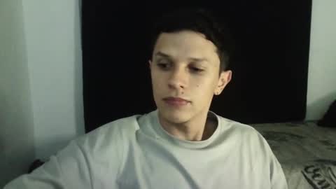 Snapshot of davebroww chatting on January 24, 10:51 pm Dave Brown online show from January 24, 10:51 pm