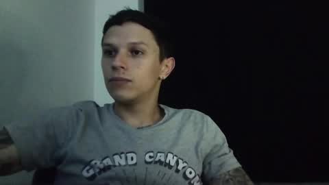 Snapshot of davebroww chatting on January 31, 10:52 pm Dave Brown online show from January 31, 10:52 pm