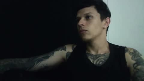 Snapshot of davebroww chatting on February 14, 9:32 pm Dave Brown online show from February 14, 9:32 pm