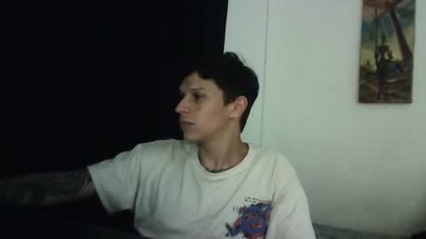 Snapshot of davebroww chatting on February 19, 9:58 pm Dave Brown online show from February 19, 9:58 pm