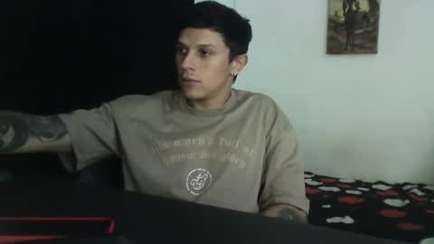 Snapshot of davebroww chatting on February 21, 12:38 am Dave Brown online show from February 21, 12:38 am