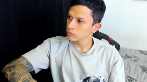 Snapshot of davebroww chatting on March 7, 4:11 pm Dave Brown online show from March 7, 4:11 pm