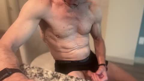 davepilotman205131 online show from May 31, 2:13 pm
