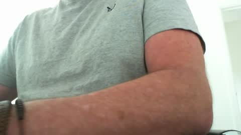 davesu12345 online show from September 23, 8:17 am