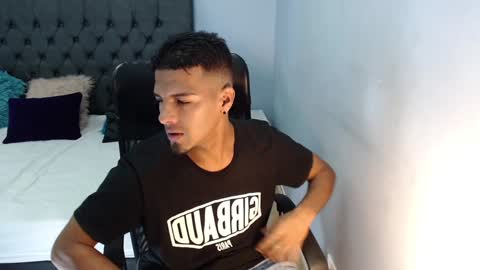 david_bandercock online show from December 14, 3:40 am