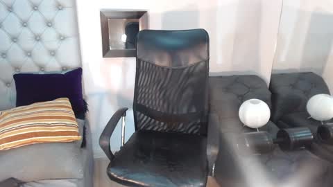 Snapshot of david_bandercock chatting on December 20, 1:03 am david_bandercock online show from December 20, 1:03 am