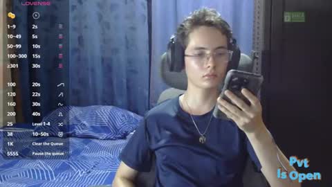 ProgrammerBoy online show from July 7, 5:39 pm