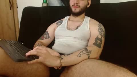 Twitter davidsanctum online show from November 21, 11:03 pm