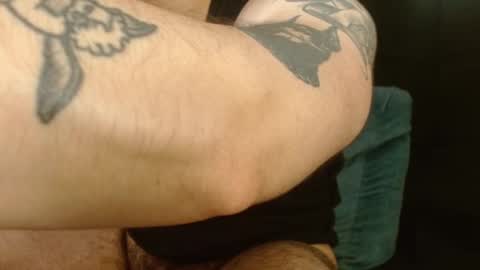 Twitter davidsanctum online show from December 5, 8:27 pm