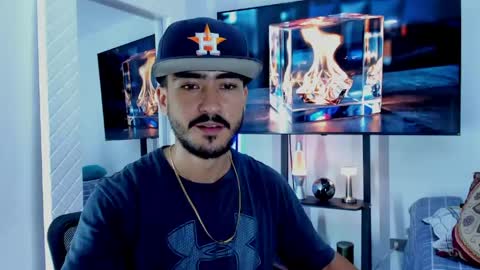 Hey im David that loves to explore and speak their fantasies. Very open talktative and nice. Feel free to chat with me online show from May 29, 12:30 am
