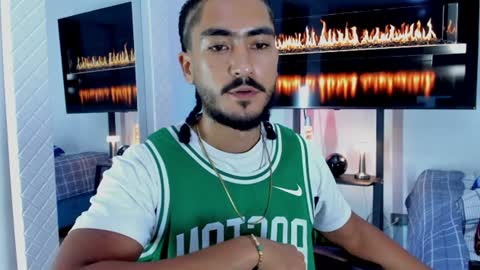 Hey im David that loves to explore and speak their fantasies. Very open talktative and nice. Feel free to chat with me online show from June 30, 12:22 am