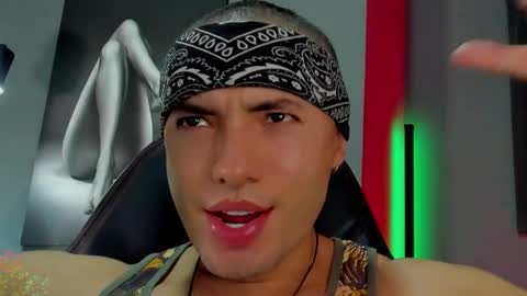 David Jons online show from November 12, 12:11 am