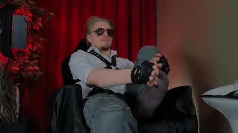 Vincente online show from April 11, 9:08 pm