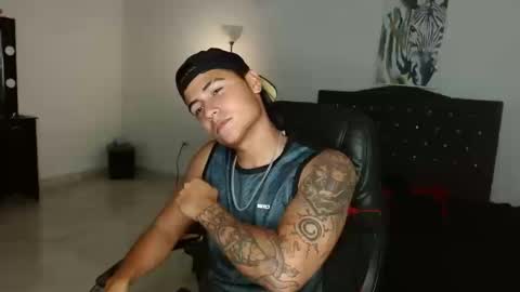 Snapshot of davidbless chatting on September 13, 10:53 pm David Bless online show from September 13, 10:53 pm