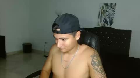 Snapshot of davidbless chatting on September 16, 4:57 am David Bless online show from September 16, 4:57 am