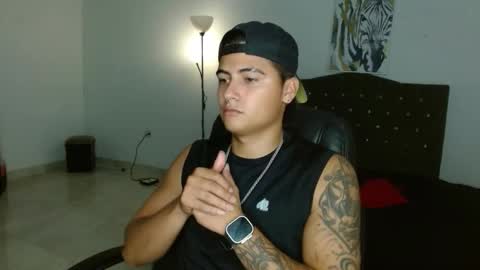 Snapshot of davidbless chatting on September 30, 1:43 am David Bless online show from September 30, 1:43 am