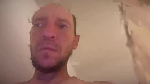 Snapshot of davidcav240 chatting on October 19, 4:51 pm davidcav240 online show from October 19, 4:51 pm