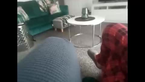 Snapshot of davidf75 chatting on October 13, 8:47 am davidf75 online show from October 13, 8:47 am