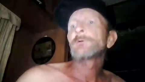 Snapshot of davidlennyd517399 chatting on March 6, 3:45 pm David Doyle online show from March 6, 3:45 pm