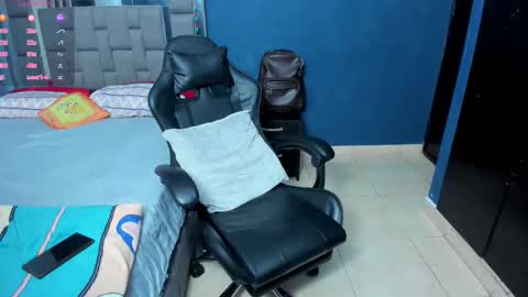 davidro030 online show from January 17, 2:16 am