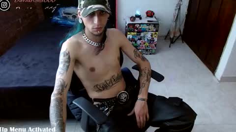   online show from November 22, 5:45 pm