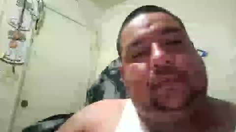 Snapshot of davidzhere222800 chatting on January 5, 12:31 am davidzhere222800 online show from January 5, 12:31 am