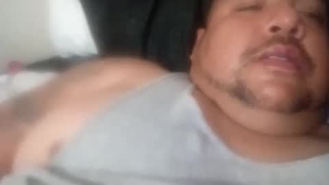 Snapshot of davidzhere222800 chatting on February 19, 12:11 pm davidzhere222800 online show from February 19, 12:11 pm